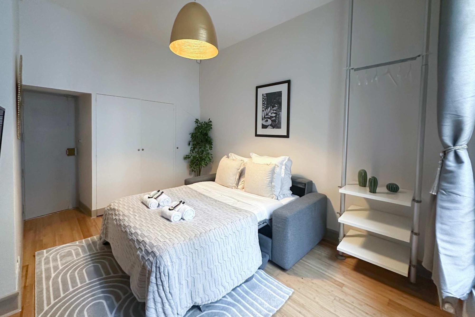 Renovated Champs-Elysees Retreat Apartment ปารีส ภายนอก รูปภาพ
