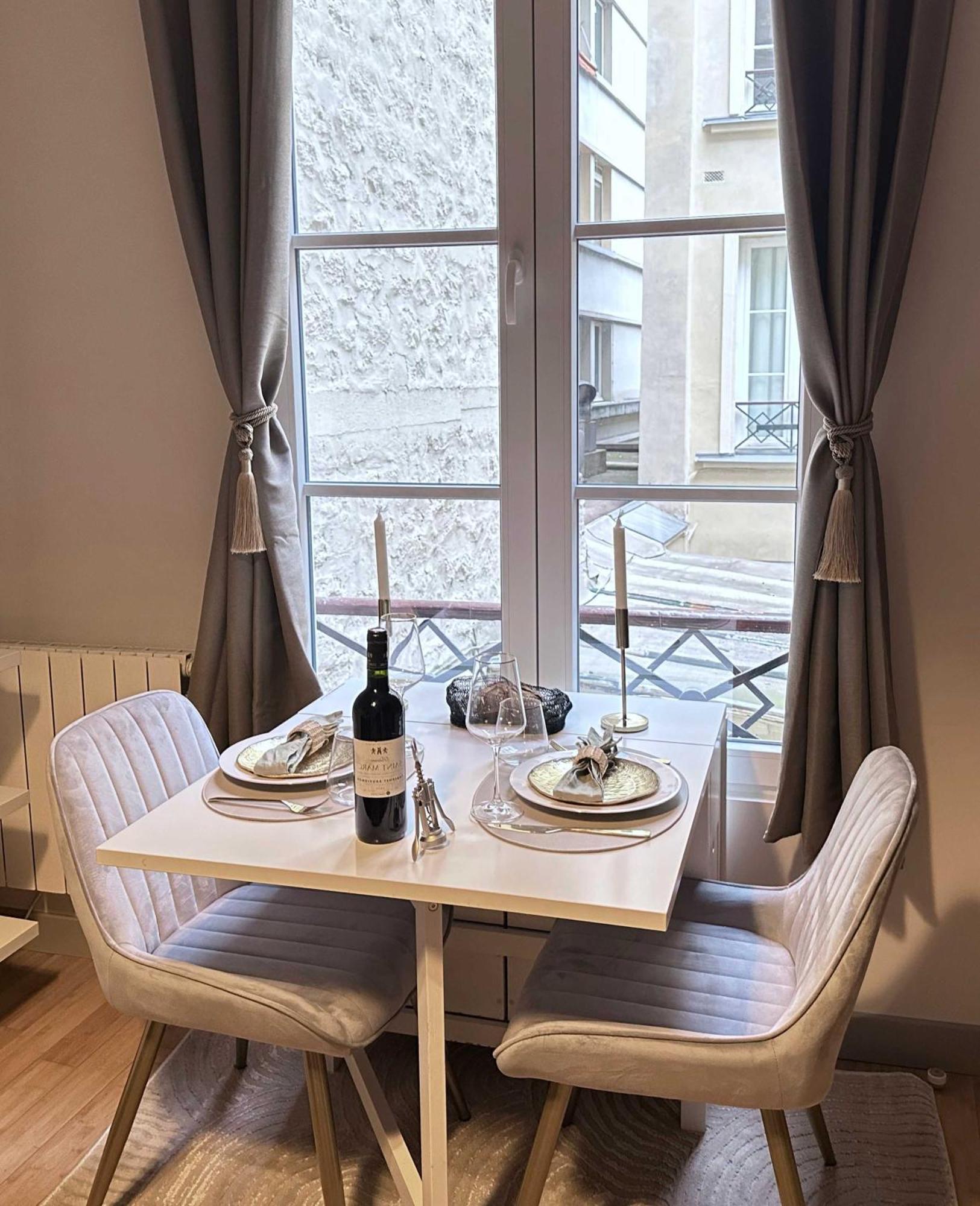 Renovated Champs-Elysees Retreat Apartment ปารีส ภายนอก รูปภาพ