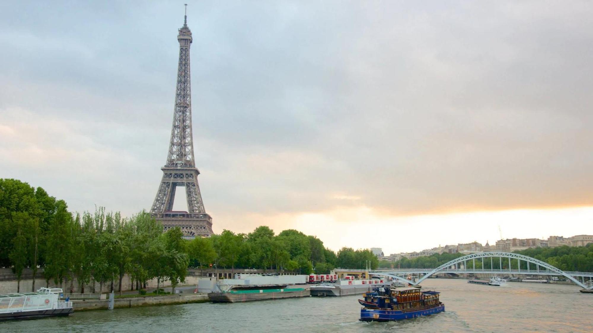 Renovated Champs-Elysees Retreat Apartment ปารีส ภายนอก รูปภาพ